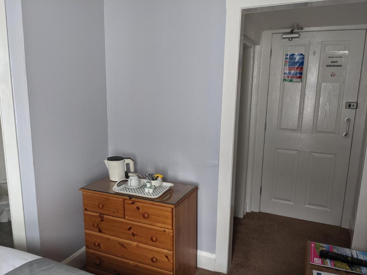 Crown Hotel Langholm Room photo